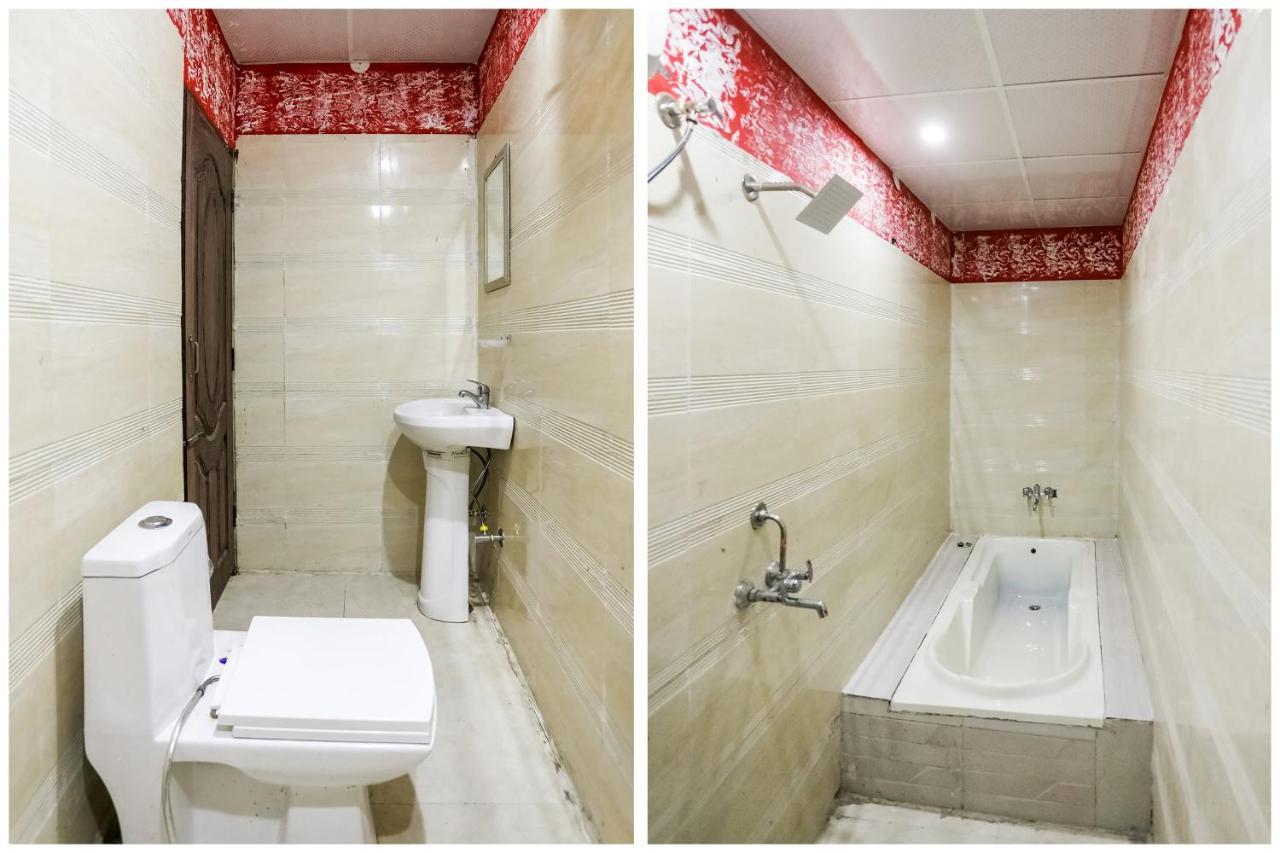 Oyo 72993 Hotel The Gold Faridabad Εξωτερικό φωτογραφία